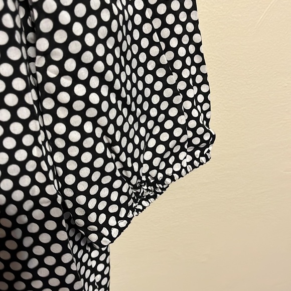 26.5” ptp Samoon blouse - Picture 5 of 6